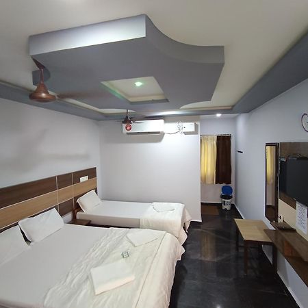 Sri Murugan Beach Paradise Hotel Mahabalipuram Exterior photo